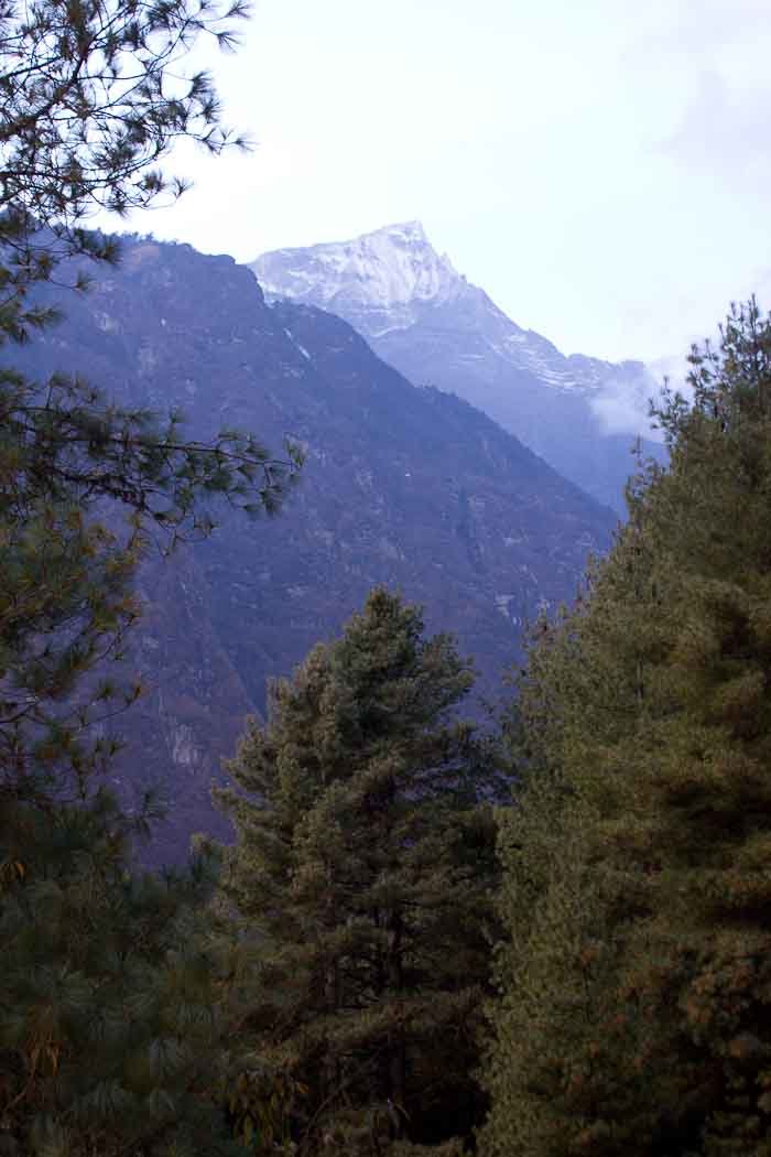 Everest Base Camp Day 2 - valleys and peaks.